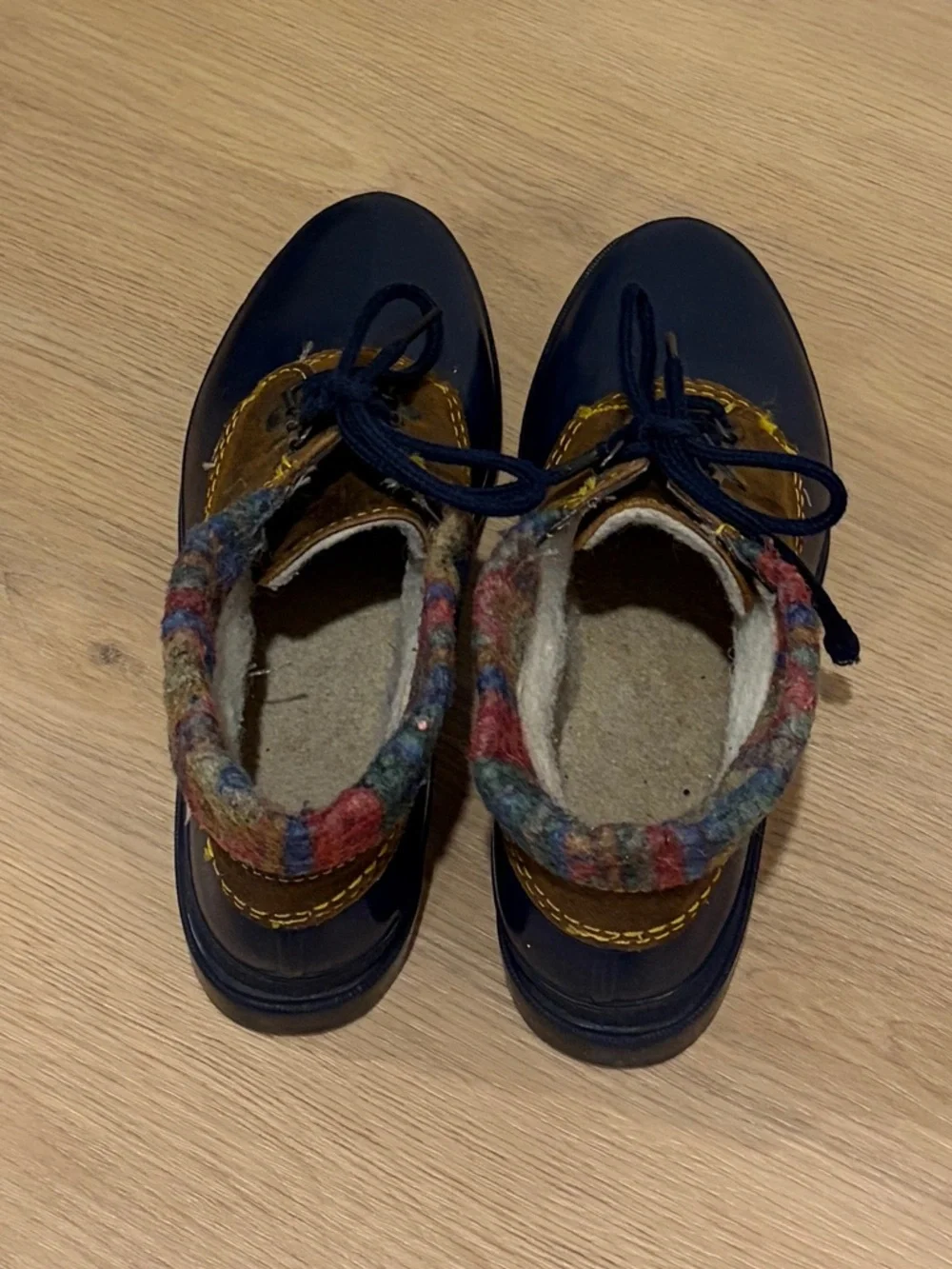 Vintage Baffin Navy and Brown Ankle Duck Boots with Patterned Knit Cuff Size 7 - Picture 3 of 6